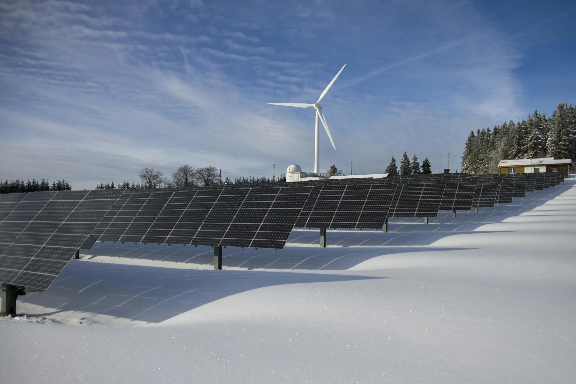 Solar Panel ve Rüzgar Türbinleri